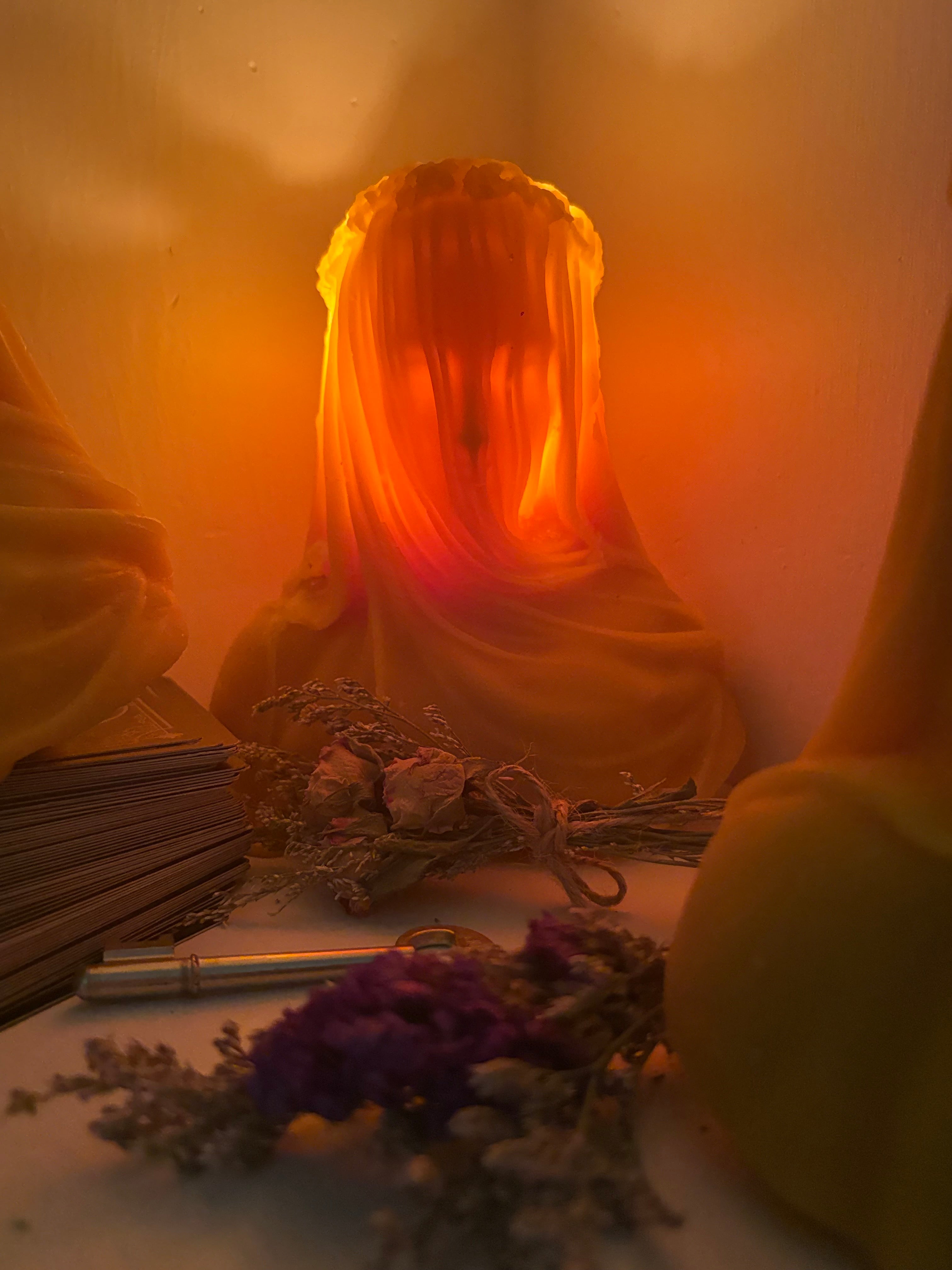 Veiled lady